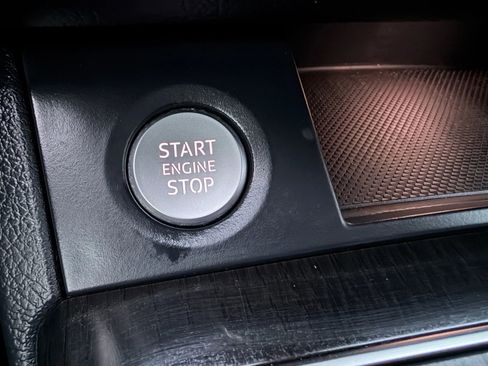 Used 2018 Audi Q5 2.0T Premium Plus w/ Premium Plus Package image 23