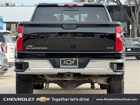Used 2022 Chevrolet Silverado 2500 LTZ w/ LTZ Premium Texas Edition image 9