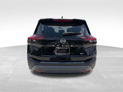 Used 2023 Nissan Rogue SV FWD image 7