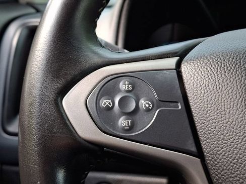 Used 2018 Chevrolet Colorado Z71 AWD/4WD image 21