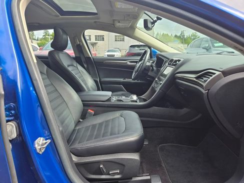 Used 2017 Ford Fusion Energi SE FWD image 11