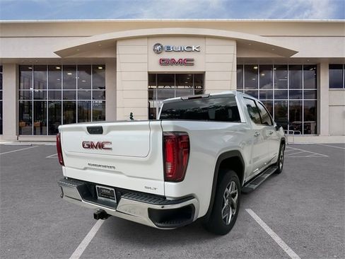 Used 2022 GMC Sierra 1500 SLT w/ SLT Convenience Package image 13