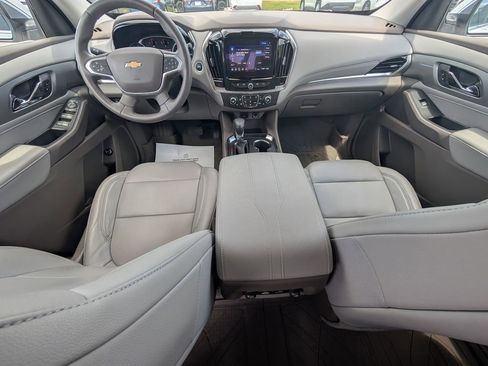 Used 2021 Chevrolet Traverse LT w/ LPO, Floor Liner Package image 24