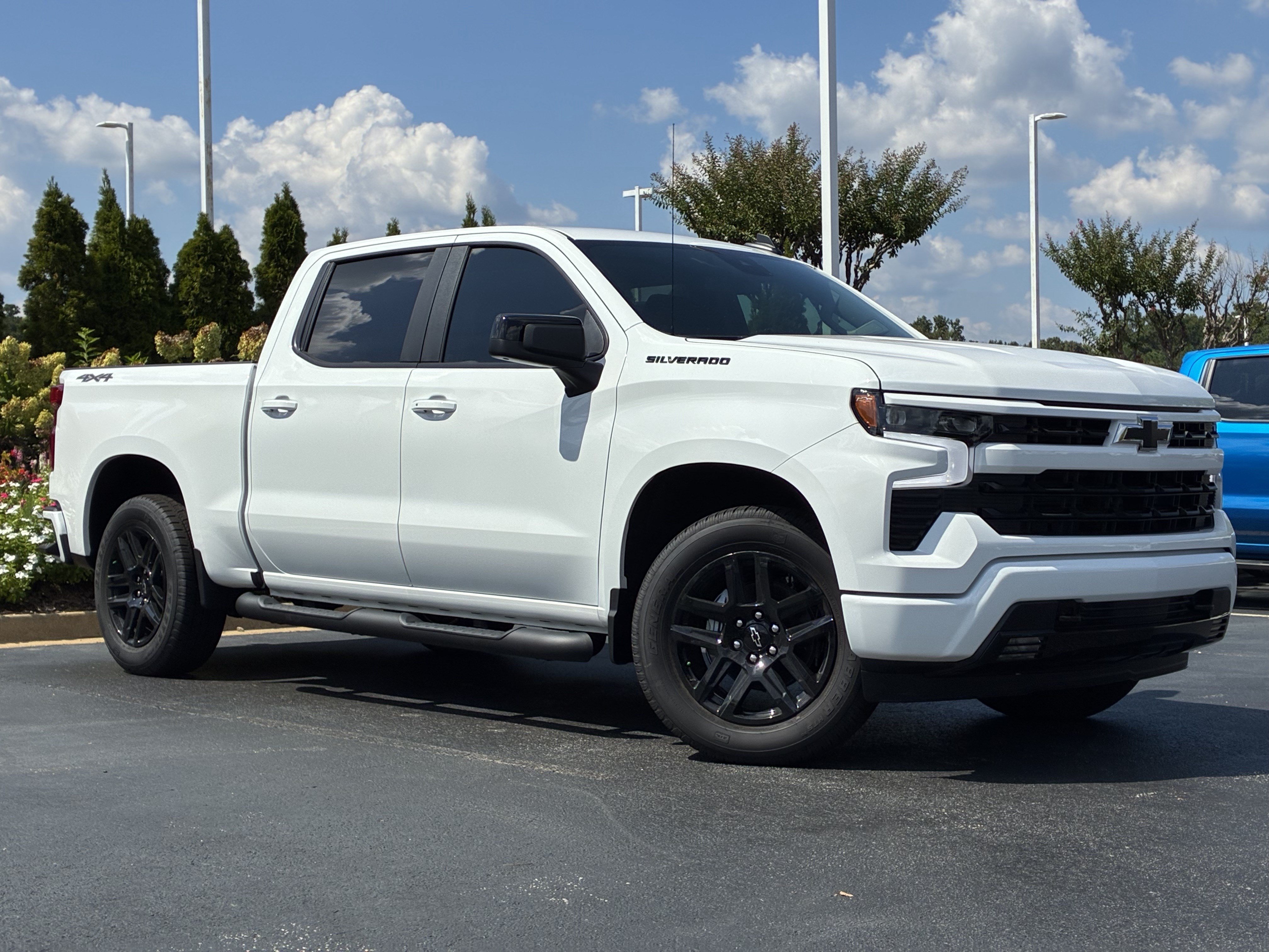 New 2026 Chevrolet Silverado 1500 RST w/ Dark Appearance Package AWD/4WD image 2