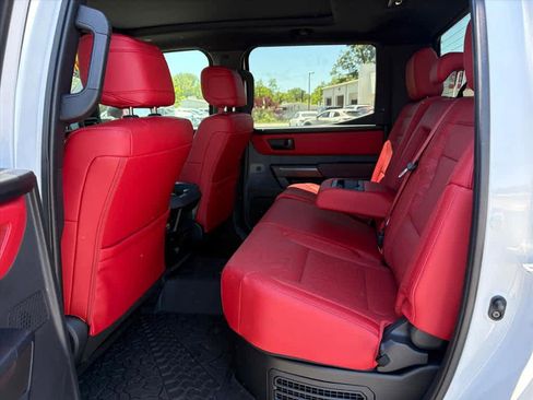 Used 2025 Toyota Tundra TRD Pro AWD/4WD image 8