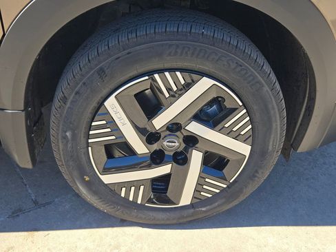 New 2026 Nissan Kicks SV w/ SV Premium Package FWD image 22