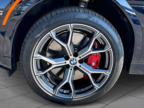 Certified 2025 BMW X6 M60i w/ Dynamic Handling Package image 11