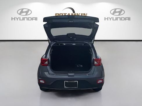 Certified 2024 Hyundai Venue SEL FWD image 23