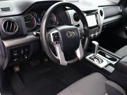 Used 2017 Toyota Tundra SR5 w/ TRD Off Road Package AWD/4WD image 10