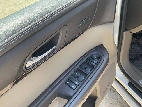 Used 2015 GMC Acadia Denali AWD/4WD image 11