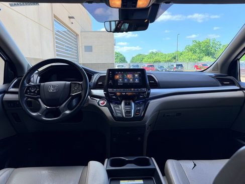 Used 2019 Honda Odyssey Elite image 17
