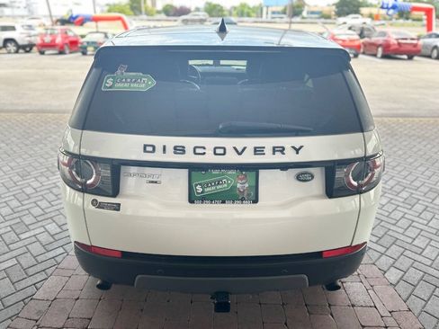 Used 2017 Land Rover Discovery Sport HSE AWD/4WD image 14