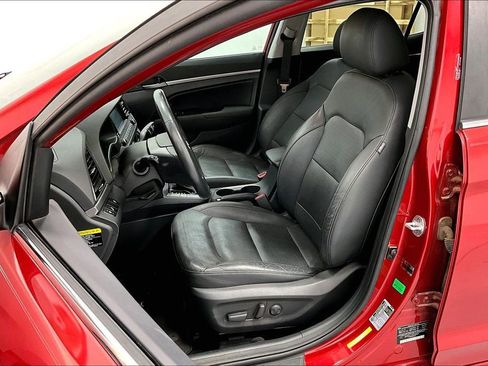 Used 2017 Hyundai Elantra Limited w/ Limited Tech Package 04 image 32