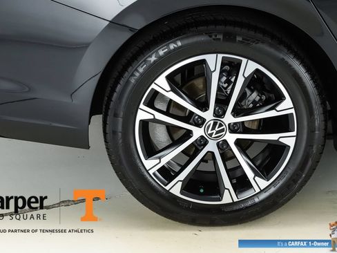 Used 2025 Volkswagen Jetta Sport FWD image 13