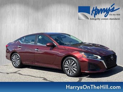 Used 2023 Nissan Altima 2.5 SV