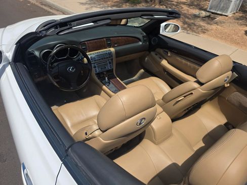 Used 2008 Lexus SC 430 Convertible RWD image 8