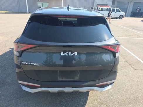Certified 2023 Kia Sportage EX FWD image 5