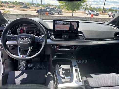 Used 2024 Audi Q5 e Prestige w/ Prestige Package AWD/4WD image 20