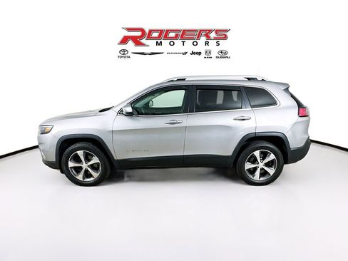 Used 2019 Jeep Cherokee Limited AWD/4WD image 4
