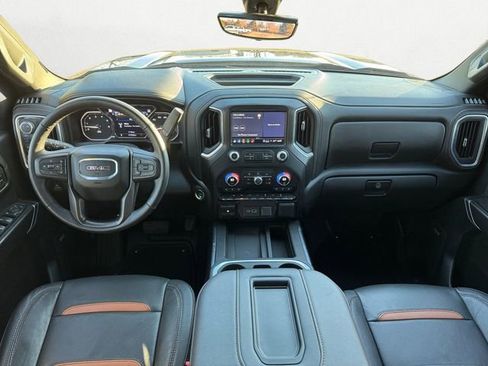 Used 2022 GMC Sierra 1500 AT4 w/ AT4 Premium Package image 11