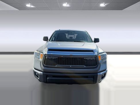 Used 2016 Toyota Tundra SR5 w/ SR5 Upgrade Package image 6