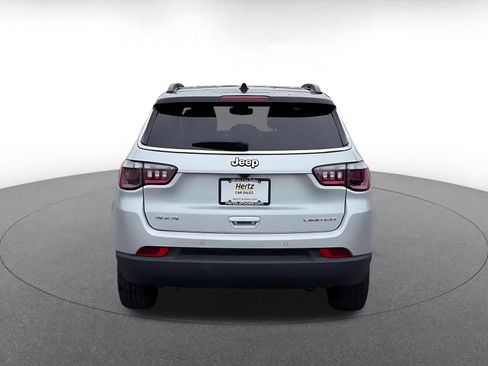 Used 2025 Jeep Compass Limited AWD/4WD image 10