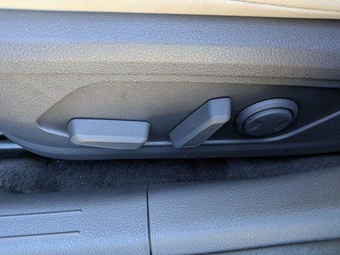 New 2024 Hyundai Sonata Limited FWD image 18