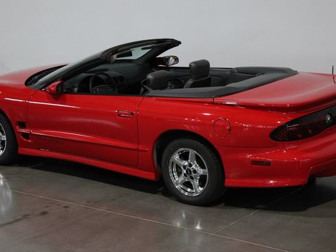 Used 1999 Pontiac Firebird Trans Am RWD image 20