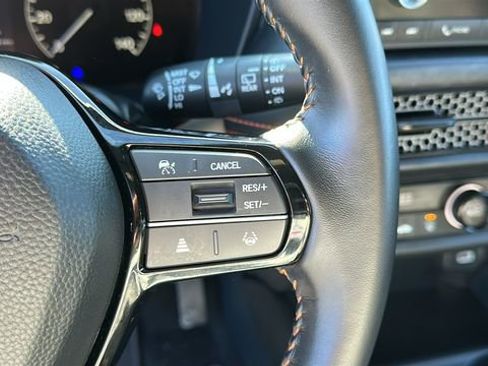Used 2025 Honda HR-V Sport image 12