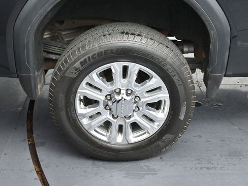 Used 2021 GMC Sierra 2500 Denali w/ Denali Ultimate Package image 37