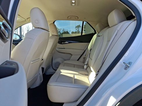 Used 2023 Buick Envision Essence FWD image 10
