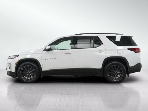 Used 2022 Chevrolet Traverse RS w/ LPO, Floor Liner Package AWD/4WD image 2