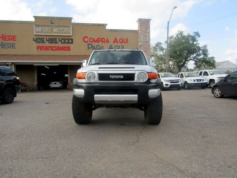 Used 2007 Toyota FJ Cruiser 4WD image 1