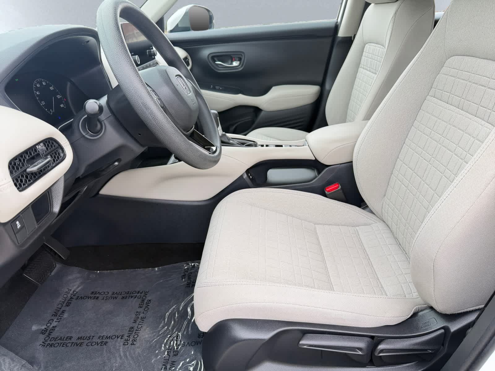 Used 2024 Honda HR-V LX image 11