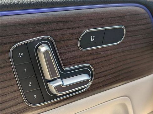 New 2026 Mercedes-Benz GLB 250 4MATIC image 14