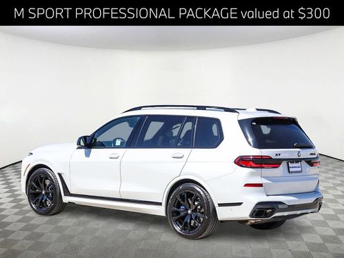 Certified 2025 BMW X7 M60i AWD/4WD image 9