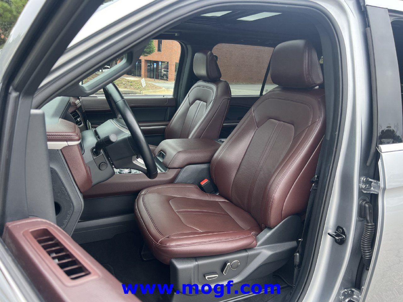 Certified 2024 Ford Expedition Limited RWD image 20