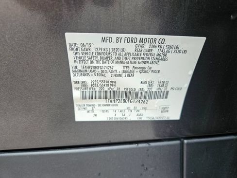 Used 2015 Ford Taurus SEL w/ Equipment Group 201A FWD image 30
