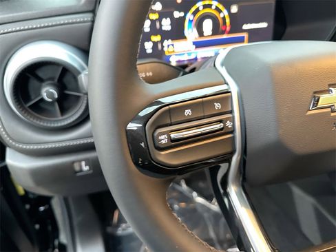 New 2026 Chevrolet Colorado LT image 17