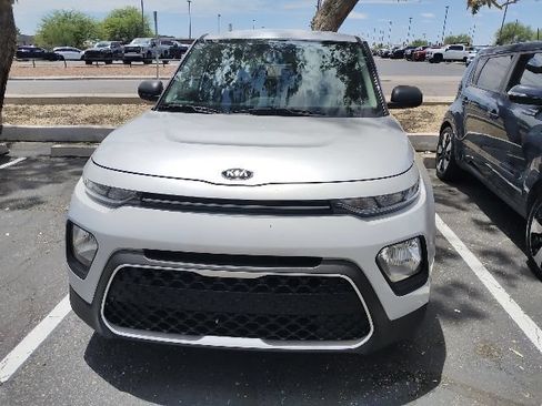 Used 2020 Kia Soul LX FWD image 5