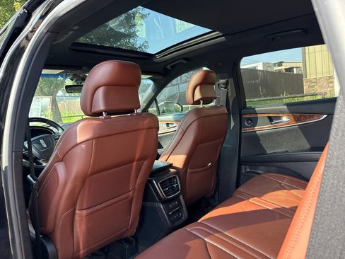 Used 2019 Lincoln Nautilus Reserve AWD/4WD image 15
