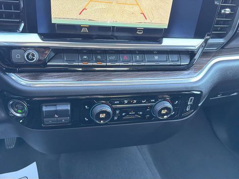 Used 2025 Chevrolet Silverado 1500 LT image 28