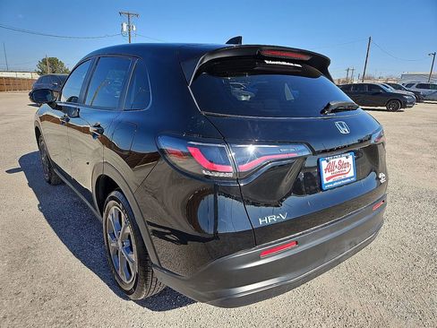 Used 2026 Honda HR-V LX image 5