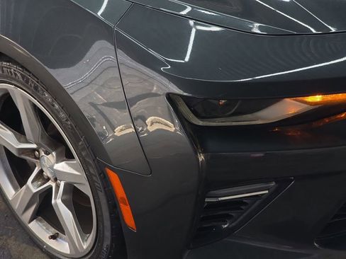 Used 2018 Chevrolet Camaro SS image 29