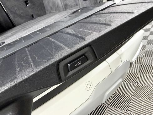 Used 2023 BMW X5 xDrive40i AWD/4WD image 14