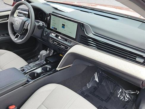 Certified 2026 Toyota Camry XLE FWD image 27
