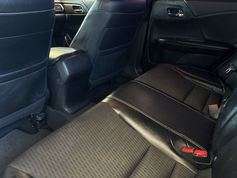 Used 2016 Honda Accord Sport image 8