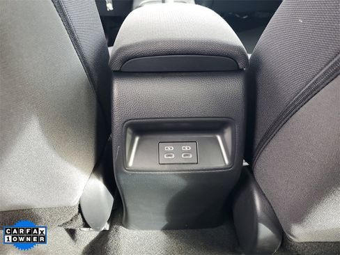 Used 2024 Toyota Corolla LE image 12