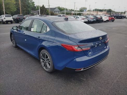 New 2026 Toyota Camry Hybrid AWD/4WD image 3