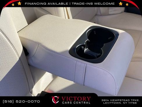 Used 2020 Mercedes-Benz GLE 350 4MATIC w/ Premium Package image 26